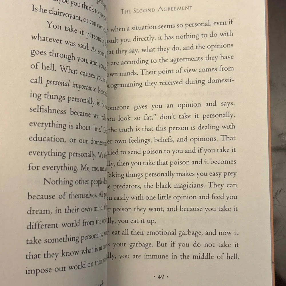 The Four Agreements Book Don Miguel Ruiz Toltec Wisdom Freedom‎ Spirituality
